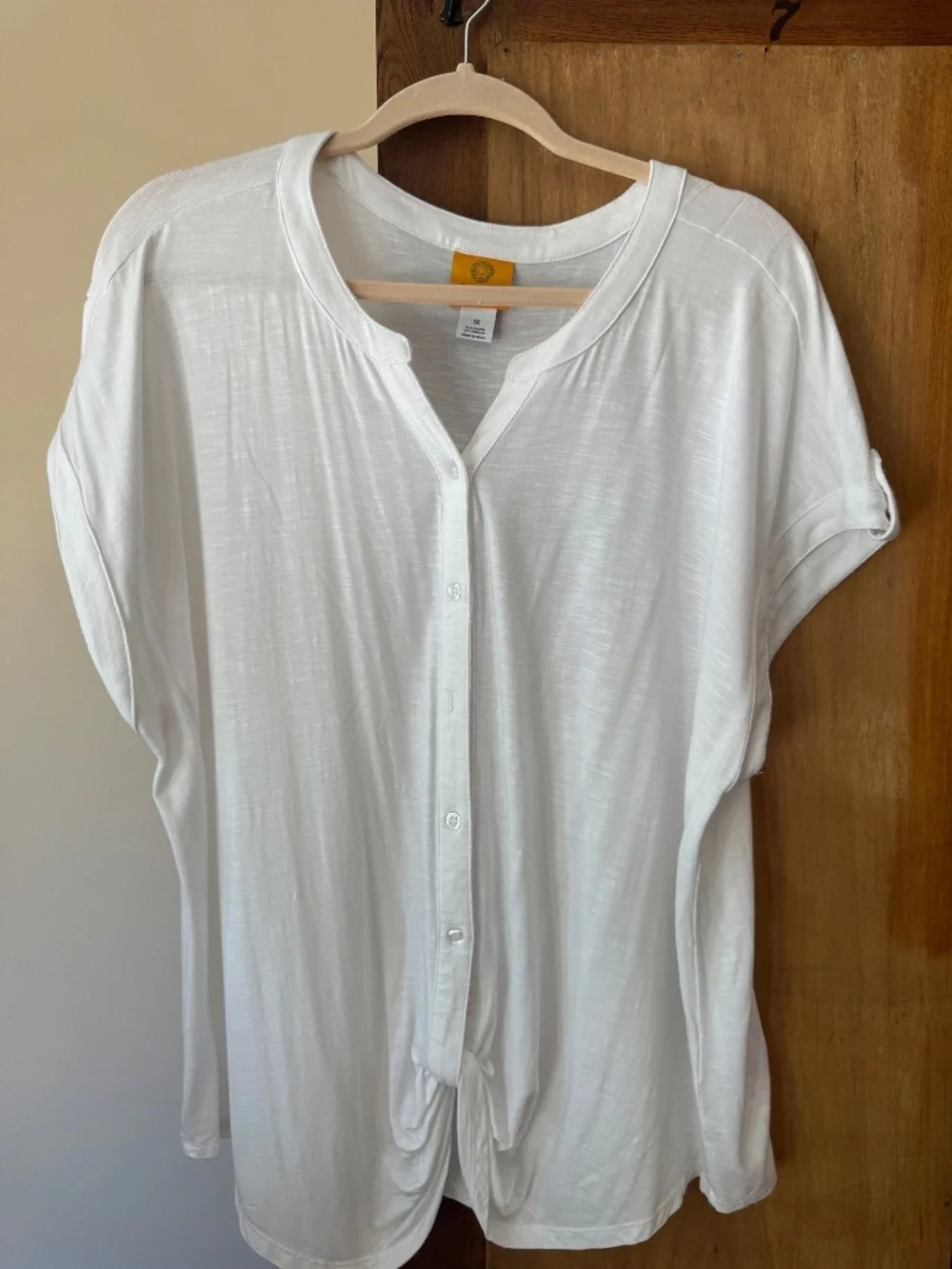 White basic tee - Picture 1 of 1